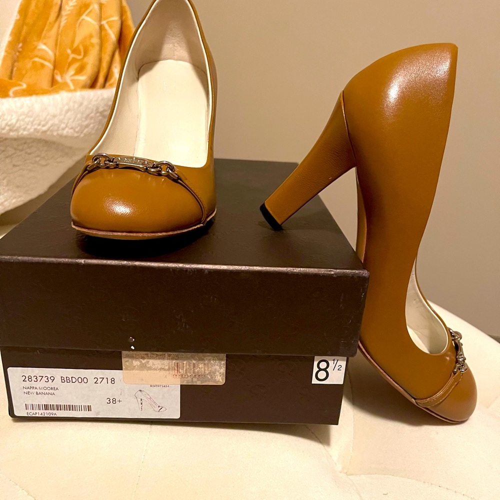 Gucci Pumps- Round Toe